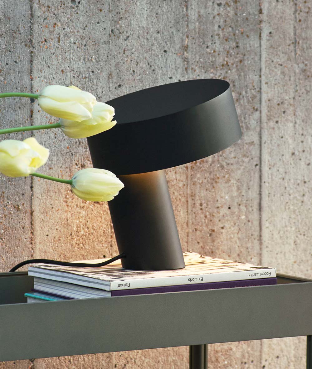 Lámpara de mesa Slant - Image 4